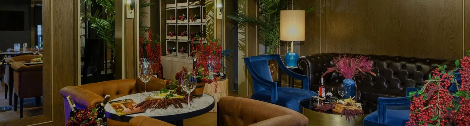 WINE BAR