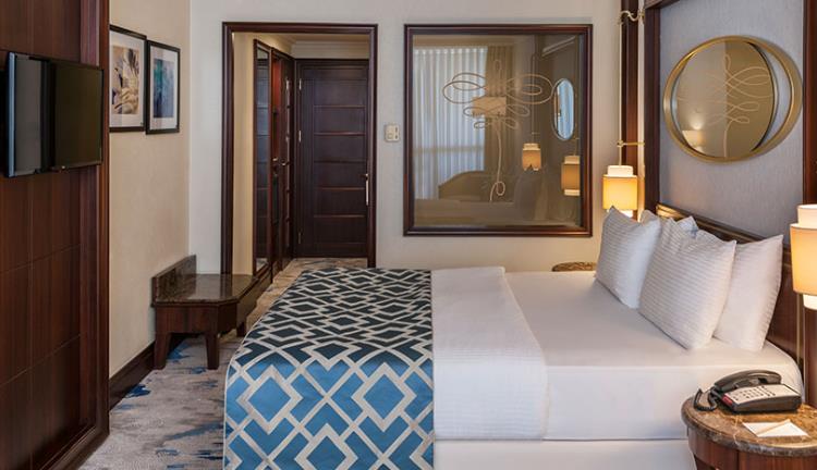 CLASSIC ROOM WITH QUEEN SIZE BED
