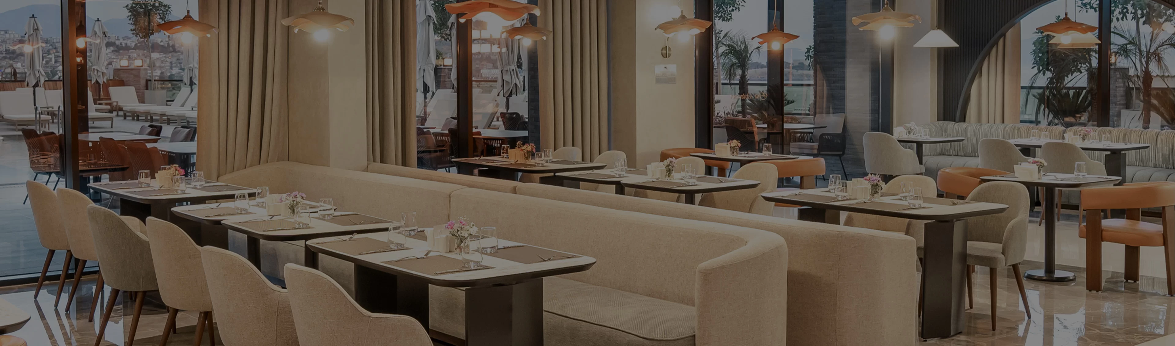 Restaurants & Bar