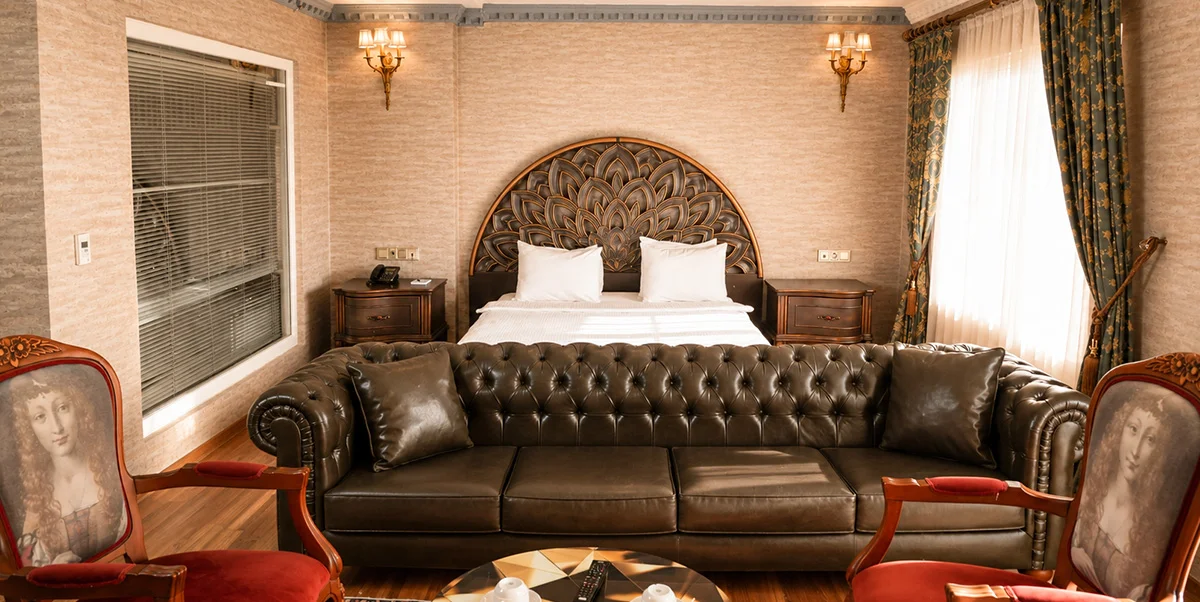 EXECUTIVE ROOM WITH QUEEN SIZE BED