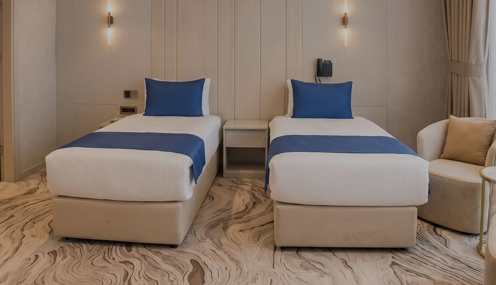 TRENDY ROOM – TWIN BED
